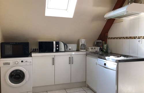 La Riche Apartamento | Estudio-Básico-Baño con ducha