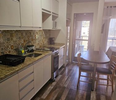 Bigorrilho Apartamento | Studio 1703 Maravihoso no Champagnat Parque Barrigui