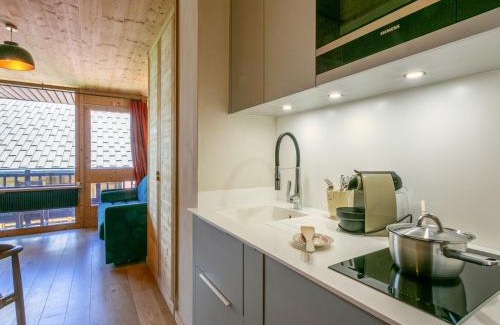 Val-d'Isere Apartamento | Studio 19m², Balcon, Accès pistes - Val d'Isère - FR-1-694-360