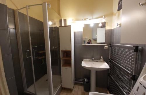 Mont-Dore Apartamento | Studio 2 à 4 personnes avec garage privé