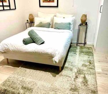 Le Tremblay Apartamento | Studio 2 Joli studio neuf veranda d ete bords de Marne 5 km paris