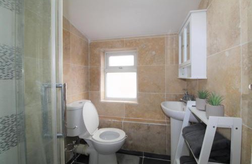 Green Street East Apartamento | Studio 2 min walk to Upton Park Station