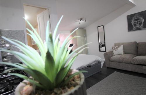 Green Street East Apartamento | Studio 2 min walk to Upton Park Station