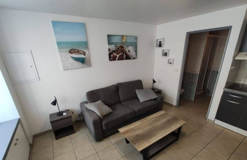 Saint-Pierre-de-Plesguen Apartamento | Studio 2 Personnes en Centre Ville
