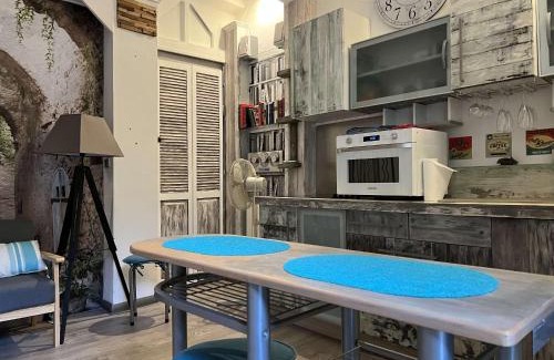 Amelie-les-Bains-Palalda Apartamento | Studio 20m² avec balcon, jardinet, et WiFi au centre d'Amélie-Les-Bains - FR-1-659-80