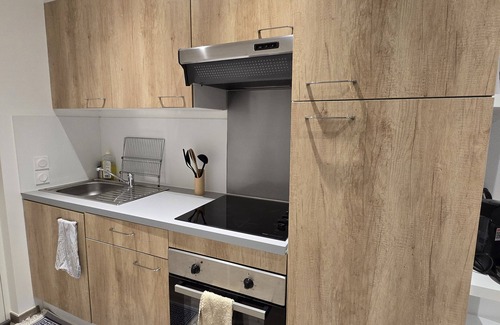 Poisy Casa | Studio 2022 parking and terrace (pets welcome!)