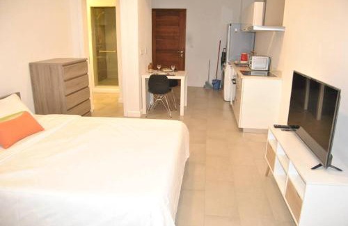 Ebene Apartamento | Studio 208 Ebene Square Urban Living
