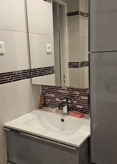 Petit-Ivry Apartamento | STUDIO 22M2 A IVRY/SEINE-A 200 METRES DE PARIS. PROCHE METRO 7