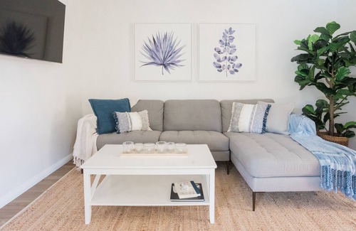 Coffs Harbour Casa | Studio 26: Central, Hampton's Poolside Hideaway