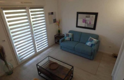 Bezannes Apartamento | Studio 27 m2 700 m from TGV station