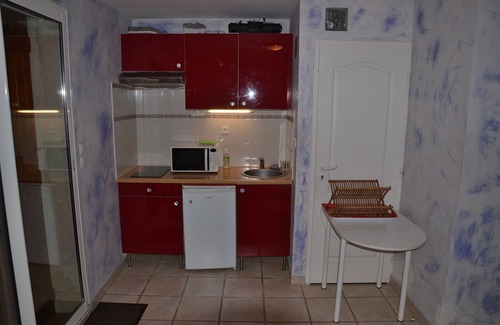 Evenos Casa | Estudio 28m ² en villa de Var Tranquilo y Piscina.
