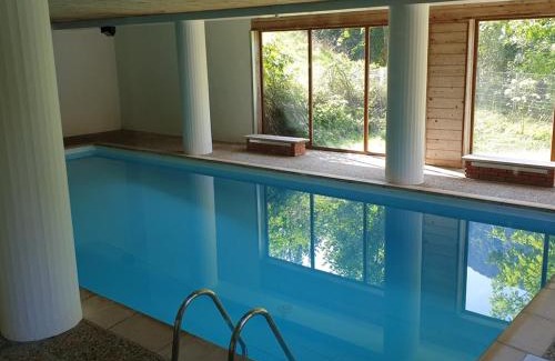 Saint-Jean-dʼAulps Apartamento | Studio 28m² au centre avec piscine et balcon ! - FR-1-573-44