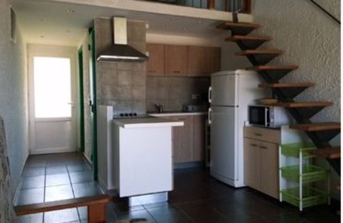 Bravone Apartamento | Estudio 3 - 50 m de arena, playa, final, lugar tranquilo con árboles - vista al mar