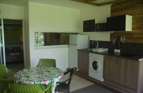 Pointe du Bout Apartamento | Estudio para 3 personas, planta baja, en residencia hotelera con acceso directo al mar