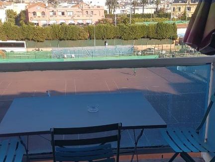 Le Piol Apartamento | Studio 3 personnes jolie vue proche gare 11 ave paul arene