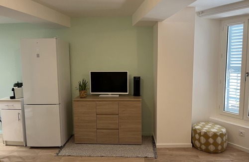 Hyeres City Centre Apartamento | STUDIO 30m2 - Heart of Hyères - Pedestrian street