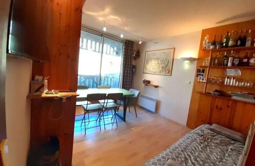 Piau Engaly Apartamento | Studio 4 pers. avec balcon à Piau-Engaly, 3ème étage, ascenseur, casier à ski - FR-1-457-331