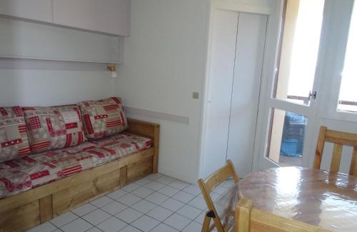 Vallandry Apartamento | Studio 4 personnes à Vallandry, proche pistes et commerces, animaux acceptés - FR-1-411-180