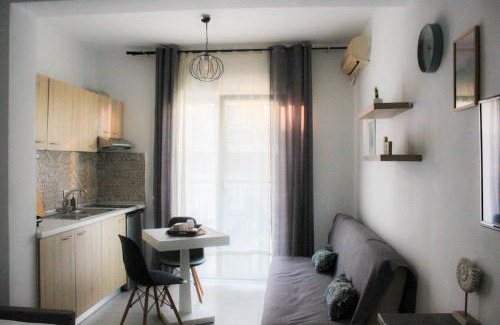 Nea Khili Apartamento | StuDio 57(10)