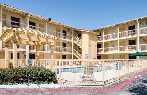 Fort Worth Hotel | Studio 6-Fort Worth, TX - West Medical Center