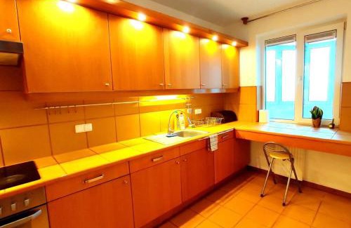 Targowek Apartamento | Studio 6