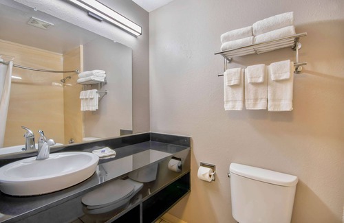 Medical Center District Hotel | Studio 6 San Antonio, TX - Medical Center