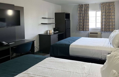 Delano Hotel | Studio 6 Suites Delano, CA