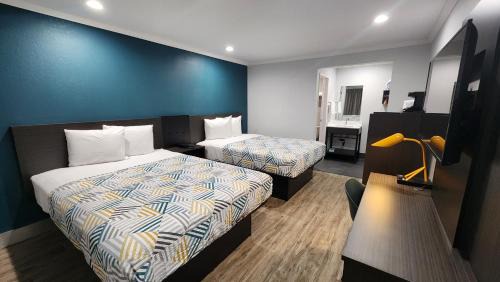 San Ysidro Hotel | Studio 6 Suites San Ysidro CA San Diego South Bay