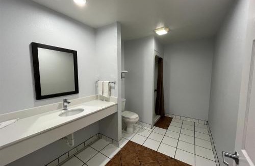 Urbana Hotel | Studio 6 Suites Urbana, IL