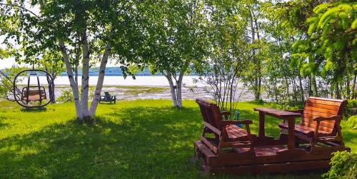 Ste Anne de Beaupre Apartamento | Studio 7 - 2 min du Bord de l'eau Foyer & Barbecue