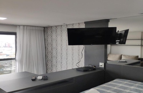 Reboucas Apartamento | Studio 7th Avenue - Alto com Sacada - 7th040