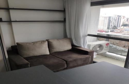 Reboucas Apartamento | Studio 7th Avenue - Alto com Sacada - 7th040