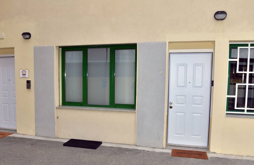 San Lazzaro di Savena Apartamento | Estudio-Exclusivo-Baño con ducha-Vista al patio-Monolocale