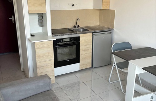 La Faviere Apartamento | Studio A Louer A 150 M DE LA Plage ET Tous Commerces