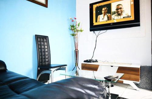 Douala Apartamento | Studio A4 B-ssadi Santa Lucia wifi canal gardien