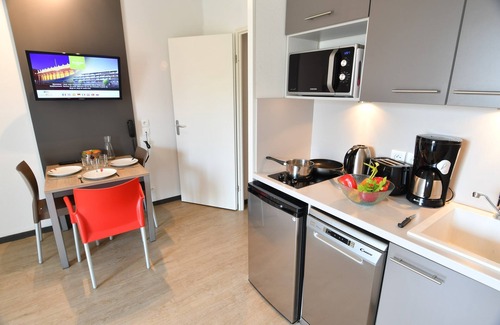 Bordeaux-Lac Apartamento | Studio Abordable au Calme | Wi-Fi Gratuit