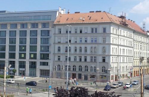 Belso-Ferencvaros Apartamento | Studio along the Danube