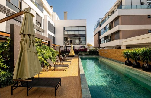 Lagoa Pequena Apartamento | Studio alto padrão pé na areia em Floripa IRB205