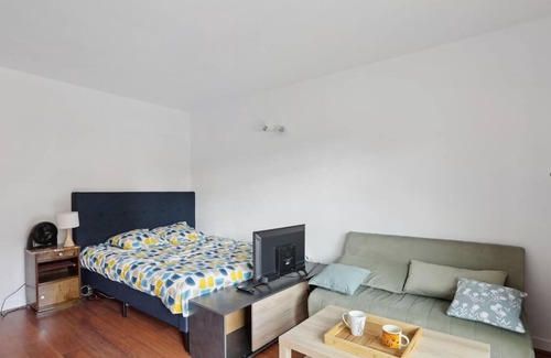 Louis Bertrand-Mirabeau-Semard Apartamento | Studio aménagé avec terrasse