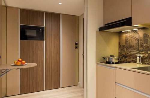 Gambetta Apartamento | Studio and Deluxe 1 Bedroom Joined In La Défense