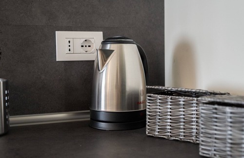 Gargagnago di Valpolicella Apartamento | Studio Apartment 'Jala' with Shared Terrace, Wi-Fi and Air Conditioning