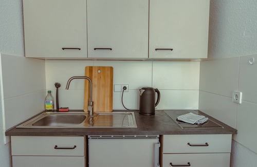 Oberesslingen Apartamento | Studio Apartment mit Parkplatz