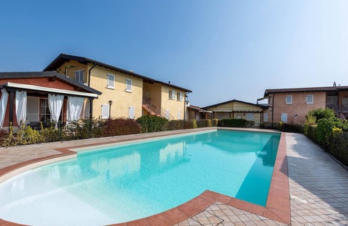 Crociale Apartamento | Apartamento estudio 'La Corte Holiday House' con piscina y Wi-Fi