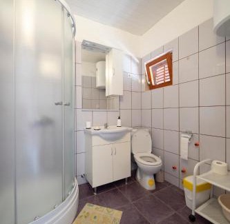 Gornji Karin Apartamento | Studio Apartman Ema