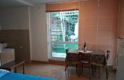 Trebesinj Apartamento | Studio Apartman Tamara