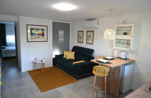 Karlovac Apartamento | Studio Apartman UNA -self check in,free parking