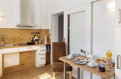 Wiesenburg/Mark Apartamento | Studio Apartment 'Cottage Im Fläming' with Private Terrace, Shared Garden and Wi-Fi