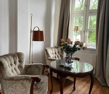 Hamburg-Barmbek Apartamento | Studio-Apartment 25 am Saseler Markt Retro-Love