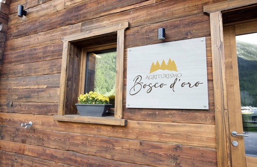Livigno Apartamento | Apartamento estudio 'Agriturismo Bosco D'oro 1' con vistas a la montaña, jardín compartido y Wi-Fi