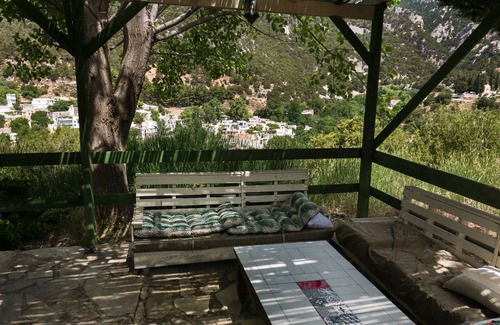 Kato Simi Apartamento | Apartamento estudio 'Akros Oreon Junior Suite Amori' con vistas a la montaña, terraza y Wi-Fi